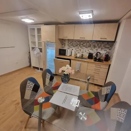 Pipa Utca 6 Apartmán